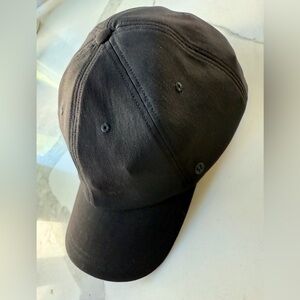 Lululemon Classic Unisex Ball Cap
Black 
Size L/XL